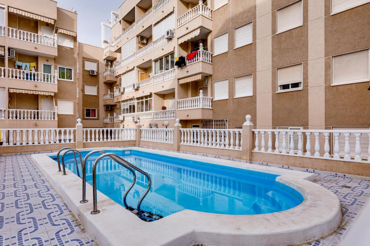 Apartment Caballero De Rodas Torrevieja Ngoại thất bức ảnh